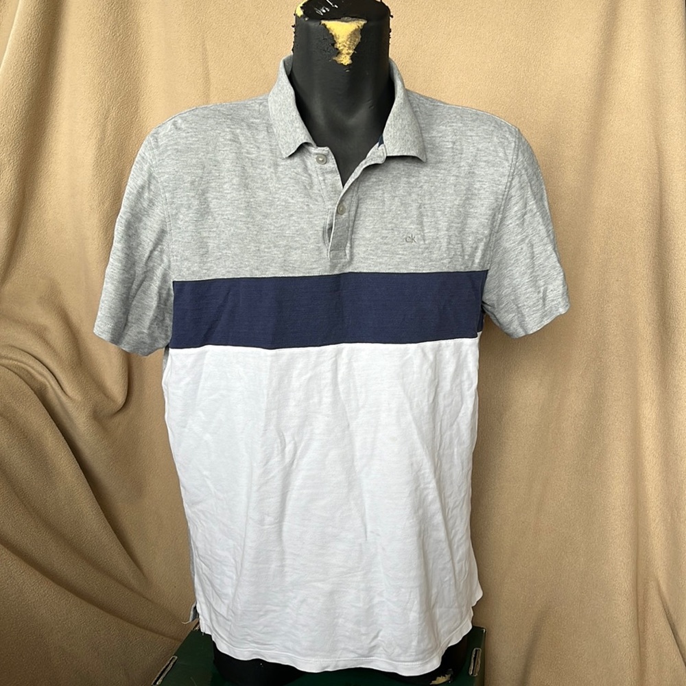 Large men’s Calvin Klein knit polo shirt